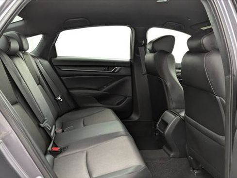Used 2019 Honda Accord LX image 18