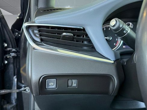 Used 2023 Buick Enclave Essence w/ Experience Buick Package FWD image 21