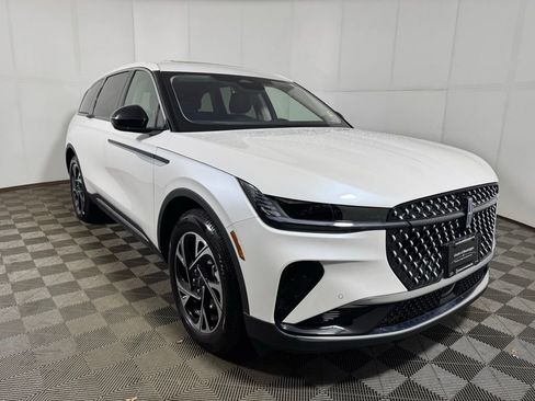 New 2026 Lincoln Nautilus Premier w/ Equipment Group 102A image 7