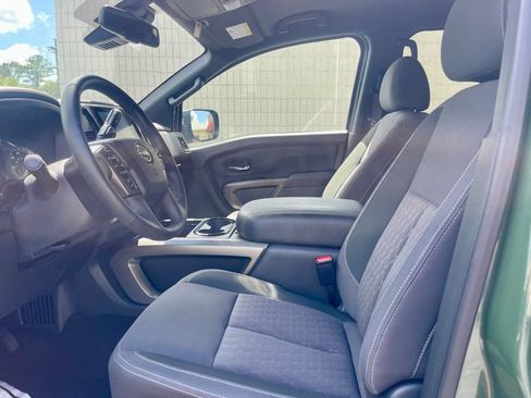Used 2024 Nissan Titan SV w/ SV Bronze Edition Package AWD/4WD image 10