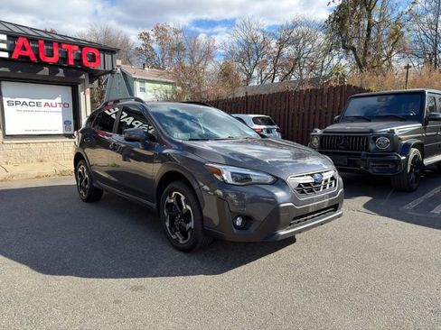 Used 2021 Subaru Crosstrek 2.5i Limited w/ Moonroof Package 2 AWD/4WD image 9