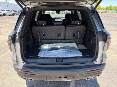 New 2026 Chevrolet Traverse LT w/ Midnight/Sport Edition AWD/4WD image 35
