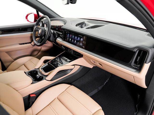 Certified 2026 Porsche Cayenne AWD/4WD image 20