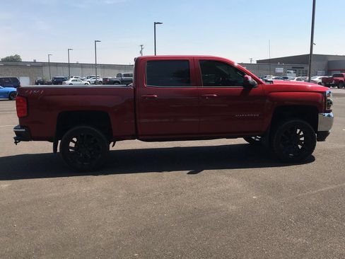 Used 2018 Chevrolet Silverado 1500 LT w/ All Star Edition AWD/4WD image 7