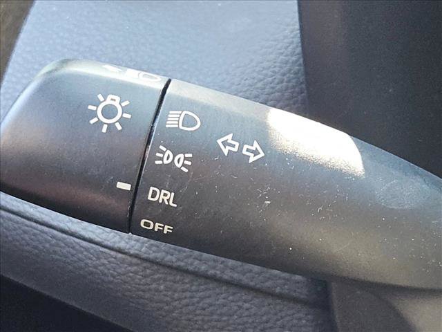 Used 2024 Toyota RAV4 LE FWD image 9