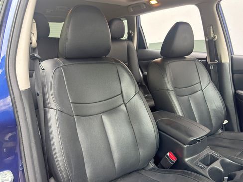 Used 2019 Nissan Rogue SL w/ Premium Package FWD image 36