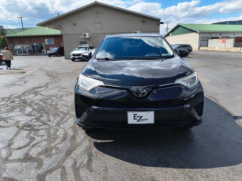 Used 2018 Toyota RAV4 LE w/ All Weather Liner Package AWD/4WD image 3