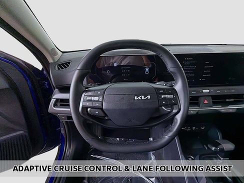 Used 2025 Kia K4 EX FWD image 3