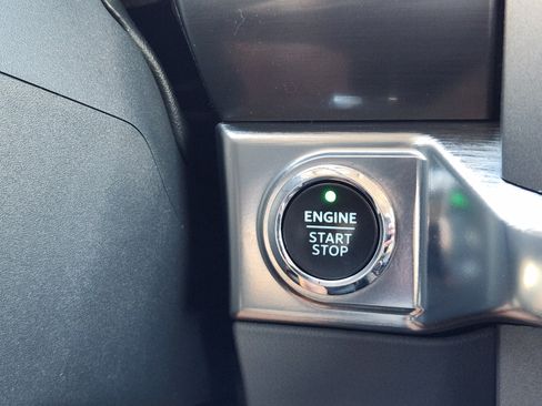 Used 2021 Ford F150 Lariat AWD/4WD image 16
