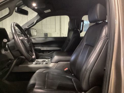 Used 2019 Ford Expedition XLT w/ Equipment Group 201A image 11
