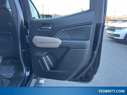 Used 2023 GMC Canyon Denali image 21