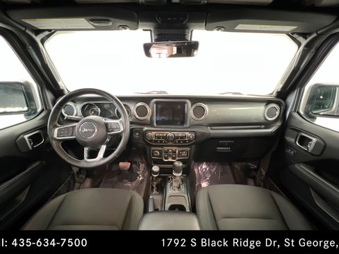 Used 2020 Jeep Gladiator Overland image 9