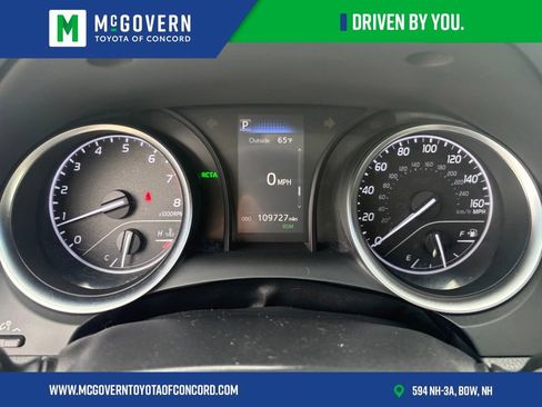 Used 2018 Toyota Camry LE w/ Audio Package FWD image 39