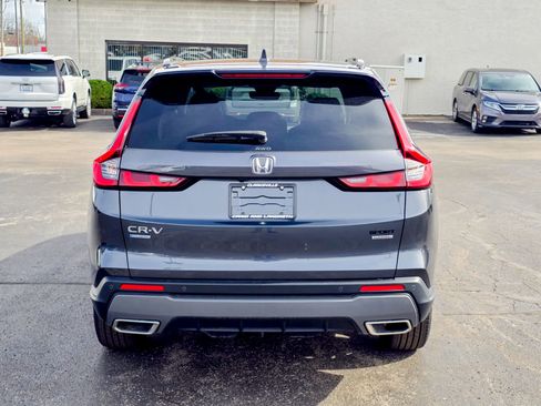 Used 2024 Honda CR-V Sport Touring image 18