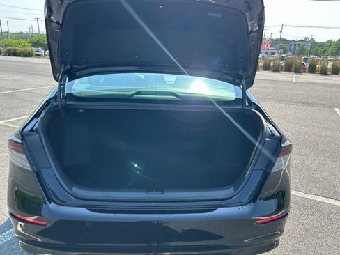 Used 2025 Honda Accord Touring image 16