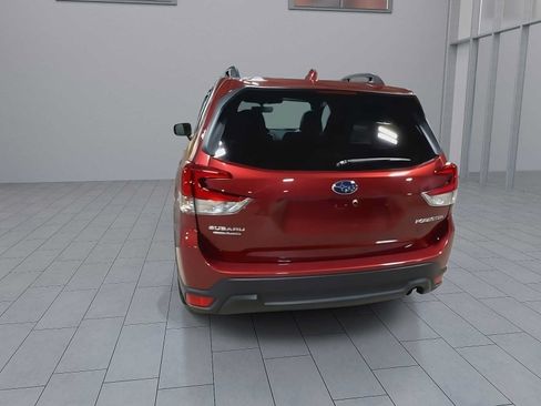 Used 2023 Subaru Forester Premium AWD/4WD image 7