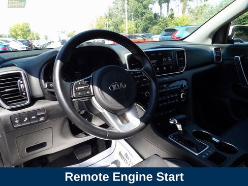 Used 2020 Kia Sportage EX image 9