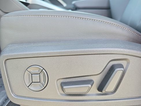 New 2026 Audi Q5 Premium image 27