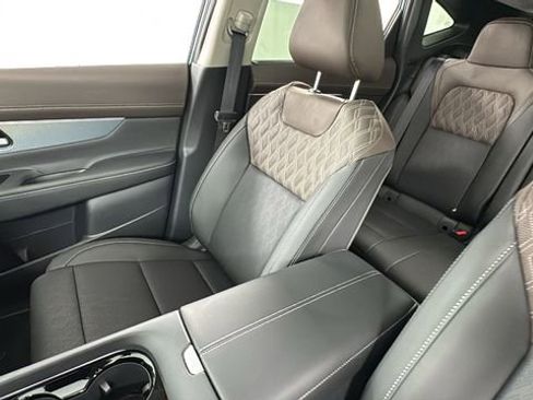 New 2026 Nissan Murano Platinum image 13