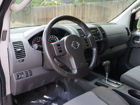 Used 2006 Nissan Xterra SE w/ (W94) Tow Pkg AWD/4WD image 15