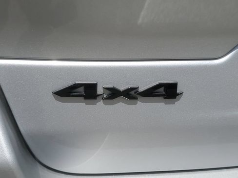 Used 2025 Jeep Grand Cherokee Altitude AWD/4WD image 34