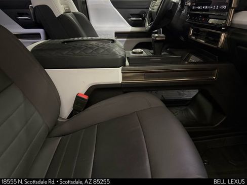 Used 2024 GMC Hummer EV 2X w/ Extreme Off-Road Package image 29
