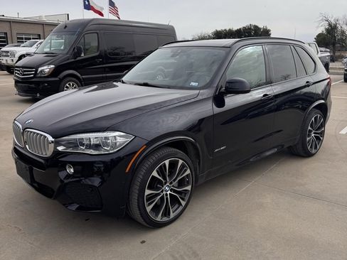 Used 2018 BMW X5 xDrive50i w/ M Sport Package image 3