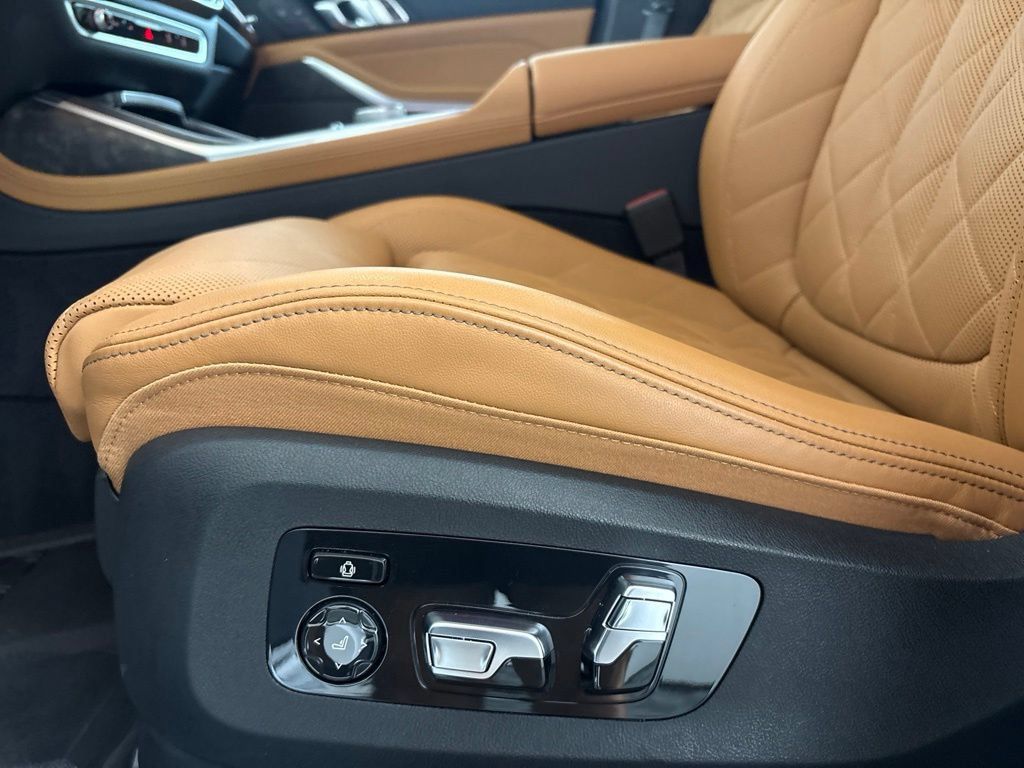 Certified 2026 BMW X7 xDrive40i AWD/4WD image 29
