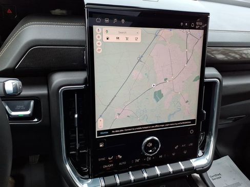 Used 2025 GMC Yukon Elevation w/ LPO, Get Active Package image 26