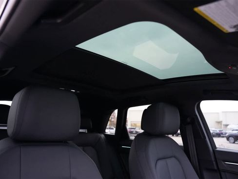 Used 2022 Audi Q3 2.0T Premium Plus image 24