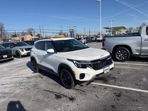 New 2026 Kia Seltos EX w/ EX Sunroof Package AWD/4WD image 2