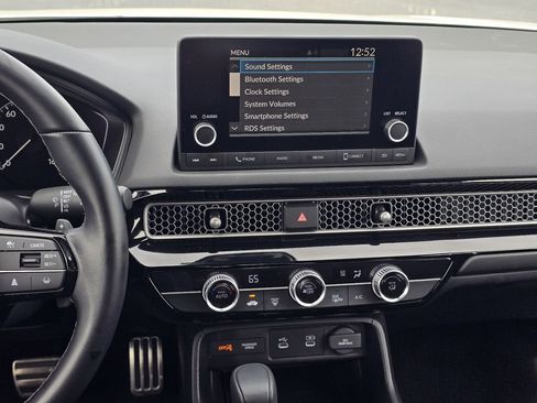 Used 2025 Honda Civic Sport image 15