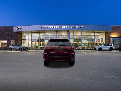 Used 2018 Jeep Grand Cherokee Laredo AWD/4WD image 20