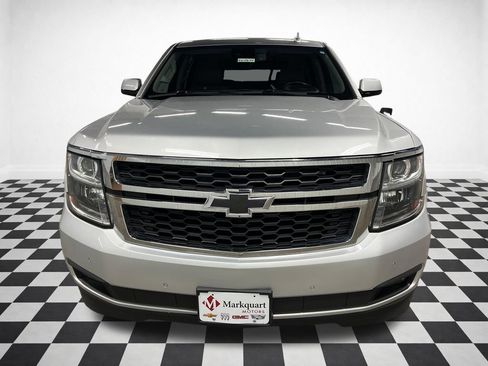 Used 2020 Chevrolet Suburban LT AWD/4WD image 3