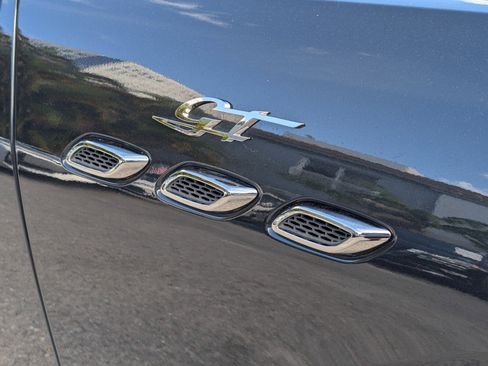 Used 2022 Maserati Levante GT image 18