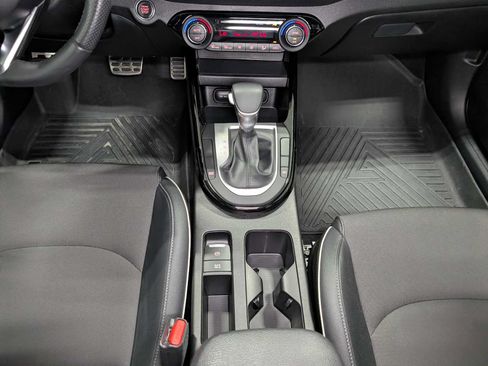 Certified 2024 Kia Forte GT-Line FWD image 13