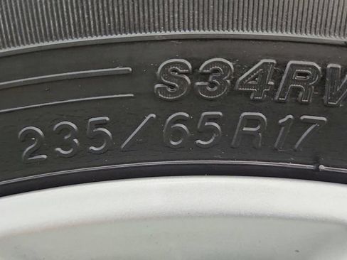Used 2019 Chrysler Pacifica Touring-L FWD image 35