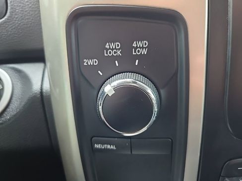 Used 2018 RAM 2500 Big Horn w/ Harvest Edition image 26