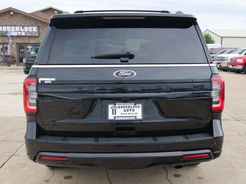 Used 2023 Ford Expedition Max Limited AWD/4WD image 4