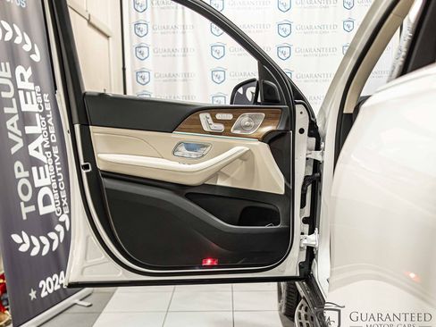 Used 2023 Mercedes-Benz GLE 350 4MATIC w/ 3rd Row Seat Package image 32