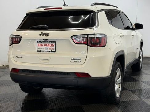 Used 2019 Jeep Compass Latitude image 10
