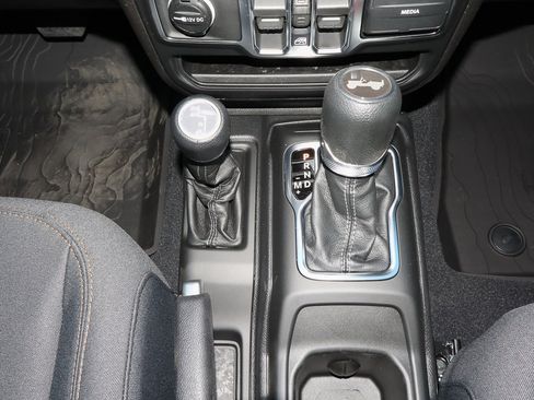 New 2026 Jeep Wrangler Sport AWD/4WD image 18