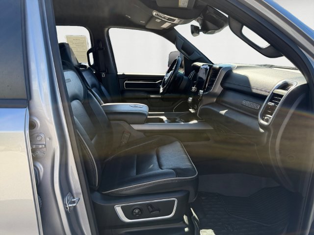 Used 2021 RAM 1500 Laramie AWD/4WD image 15