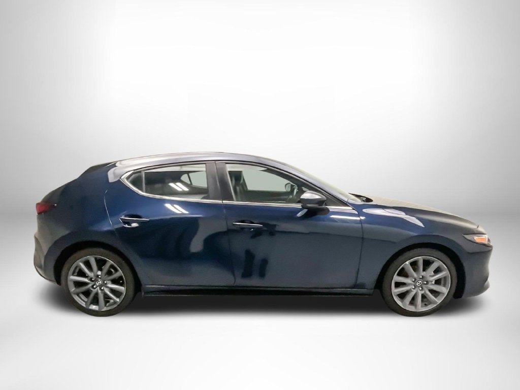 Used 2021 MAZDA MAZDA3 s FWD image 4