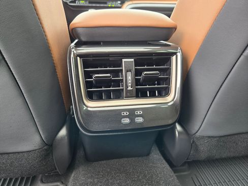 Used 2025 Toyota Crown Signia w/ Advanced Technology Package AWD/4WD image 36