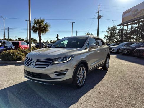 Used 2018 Lincoln MKC Reserve image 2