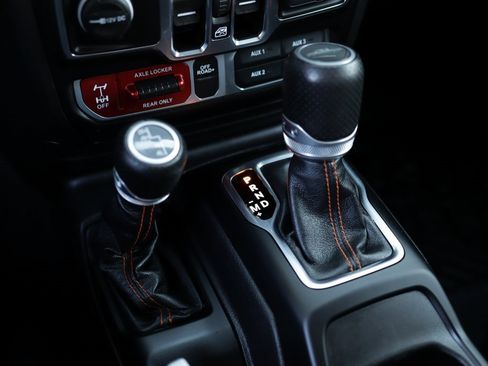 Used 2023 Jeep Gladiator Mojave w/ LED Lighting Group image 22