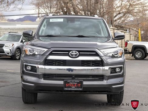Used 2023 Toyota 4Runner Limited image 14