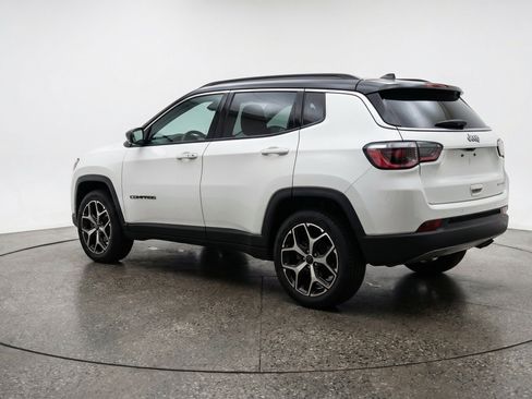 Used 2025 Jeep Compass Limited AWD/4WD image 6