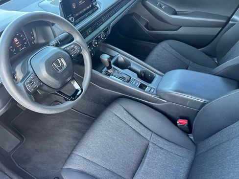 Used 2025 Honda Accord LX image 10